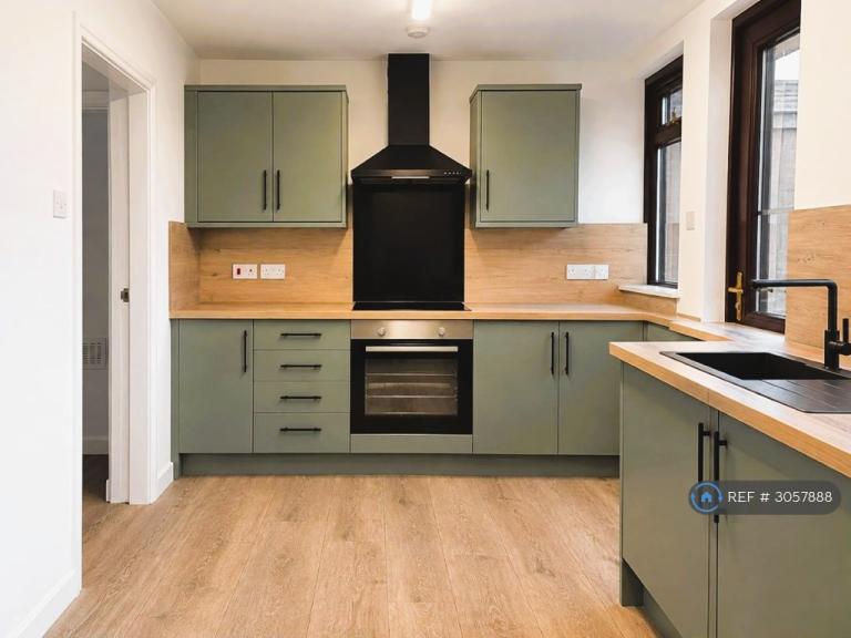 2 bedroom house in Haggstones Road, Sheffield, S35 (2 bed) (#3057888)
