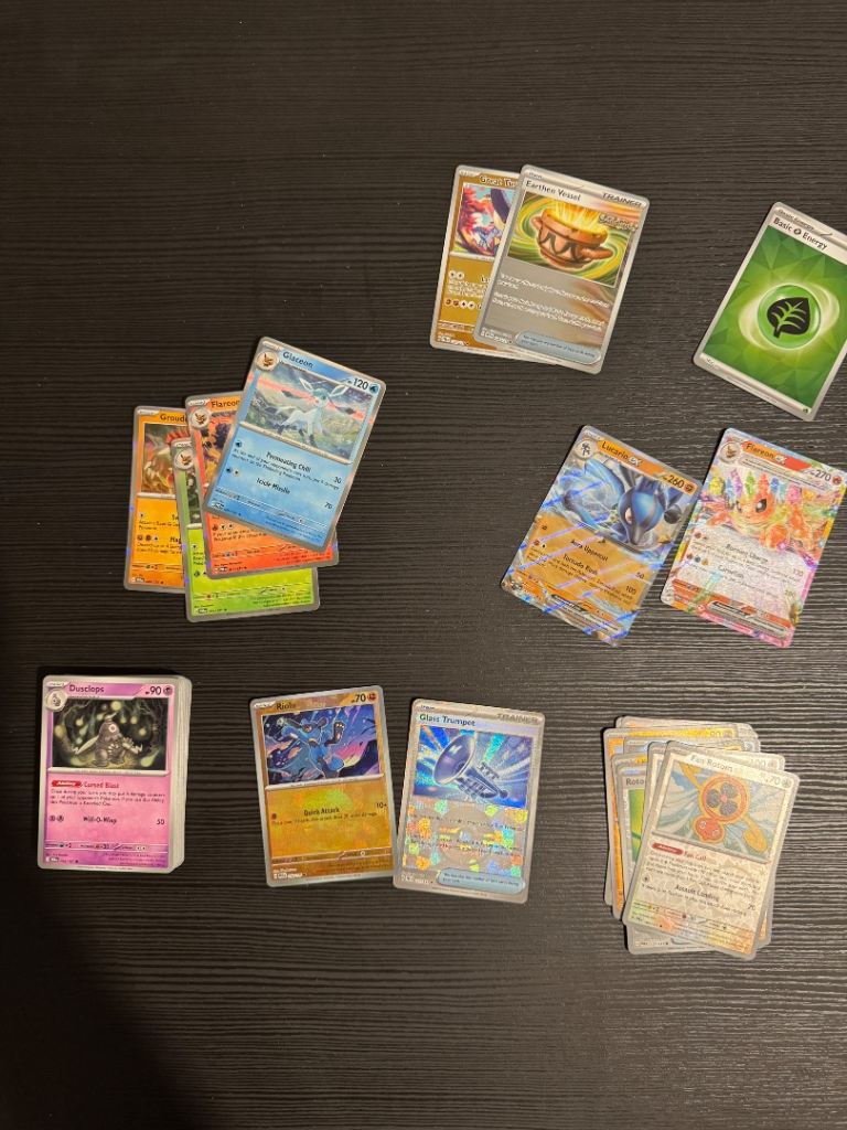 Pokemon Prismatic Evolutions Bulk