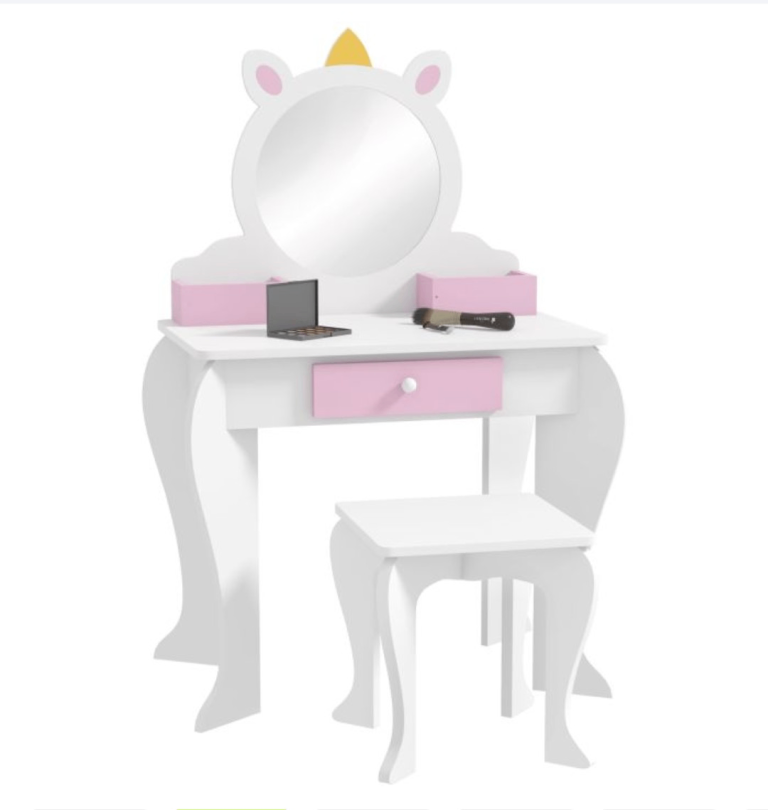 Girls makeup desk