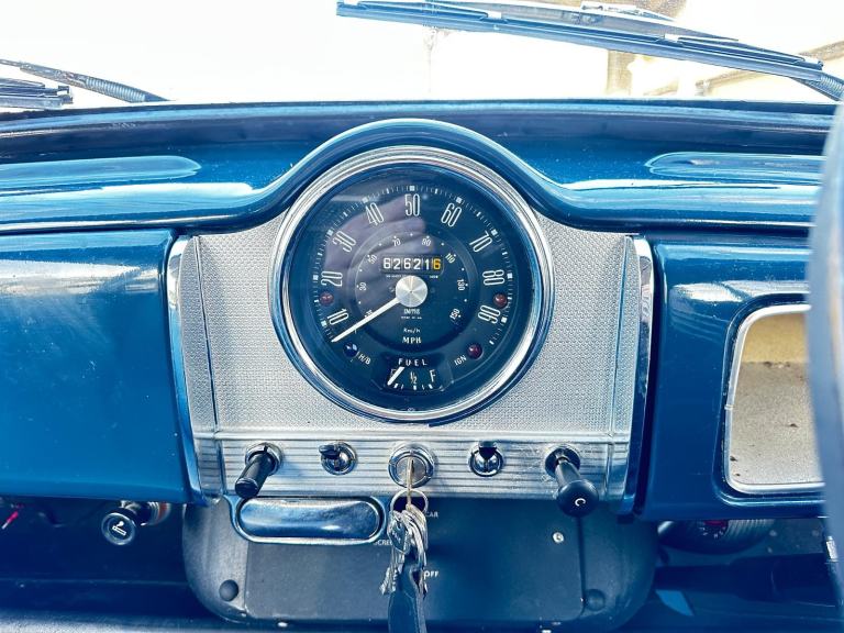 1969 (G) Morris Minor 1000 2 Dr