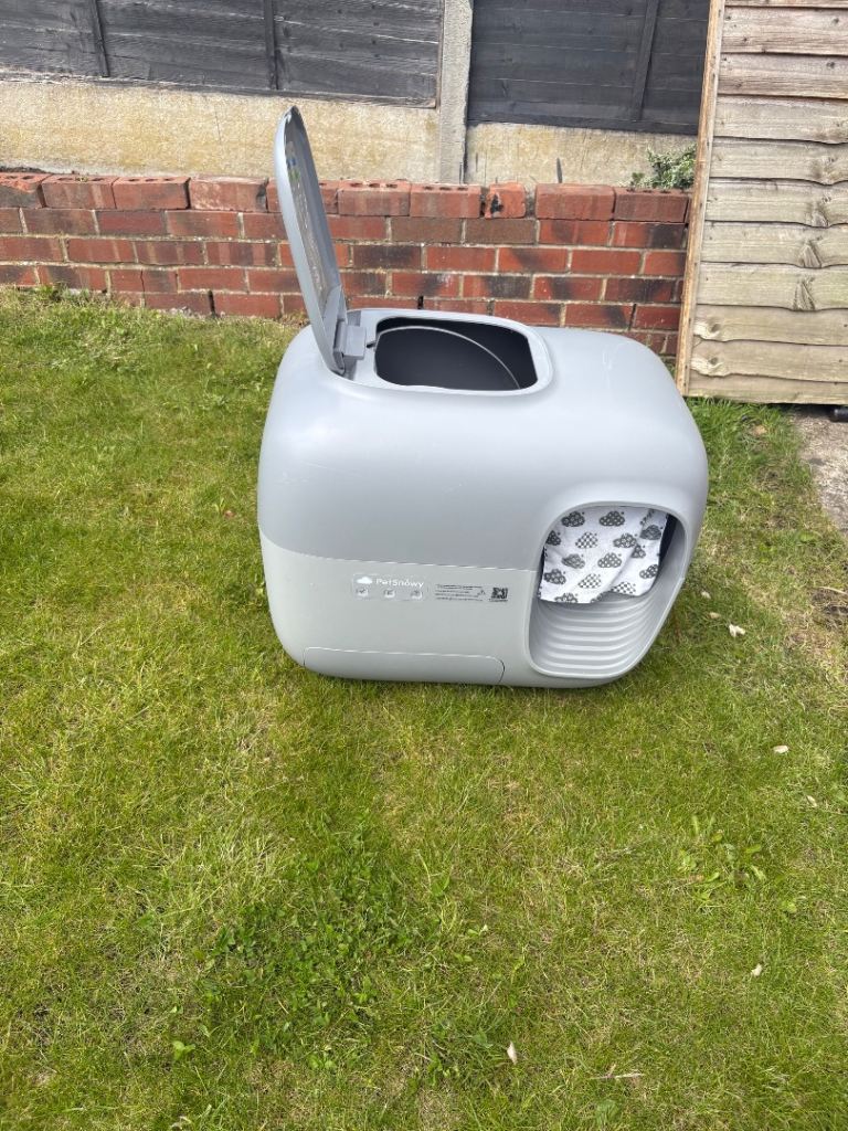 PetSnowy auto cat litter box (grey)