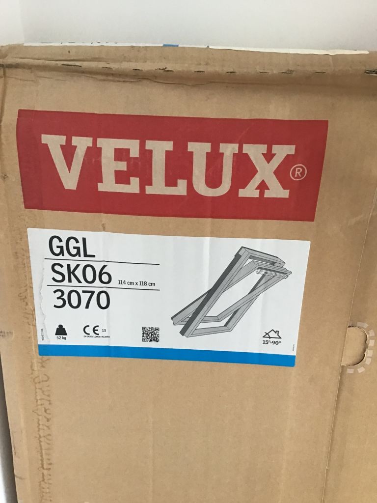Brand New Velux Window 114x118cm and Flashing Kit