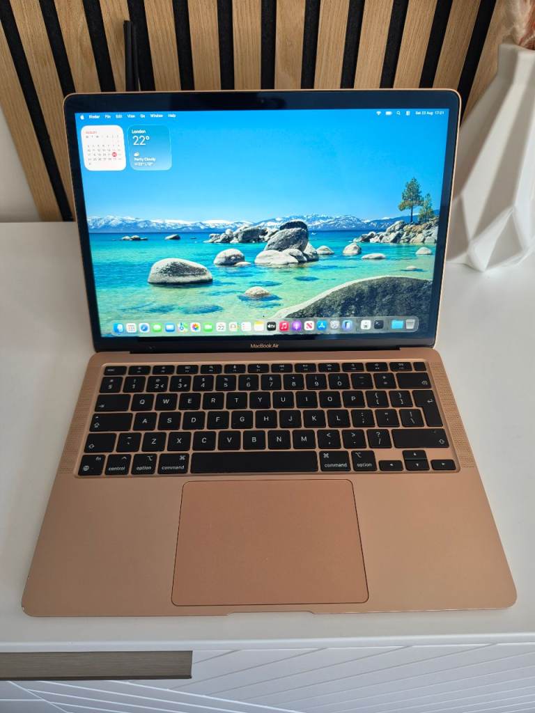 Macbook Air M1 - Rose Gold 256GB SSD 8GB RAM