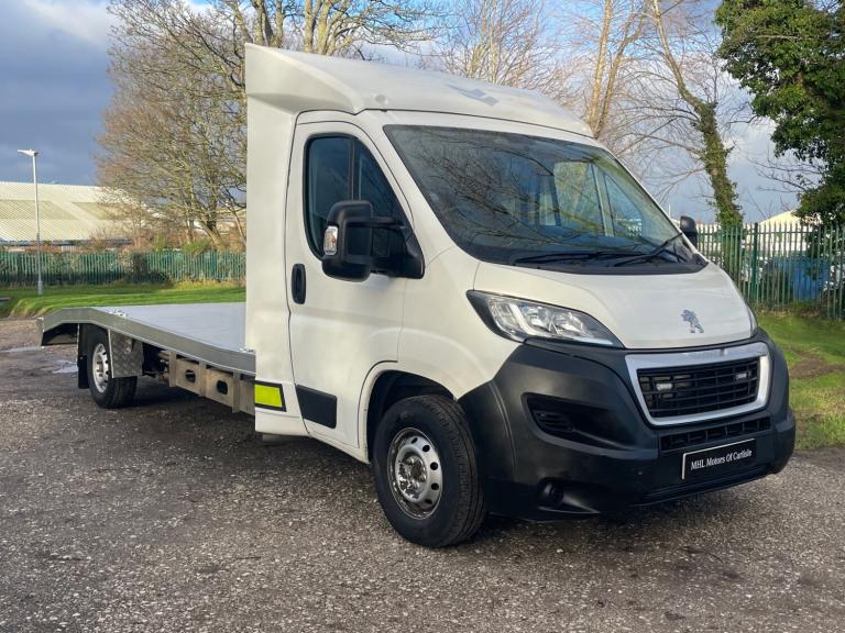 2021 Peugeot Boxer BOXER 335 BLUEHDI Recovery Truck NA Diesel Manual