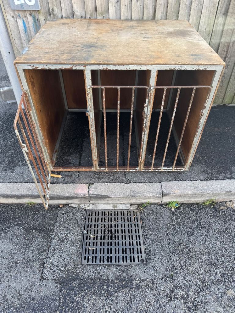 Grey hound carrier cages 