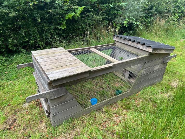 Pair of Wooden Hen Coops, Poultry, Bantams, Chickens