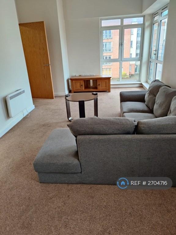 2 bedroom flat in Beauchamp House, Coventry, CV1 (2 bed) (#2704716)
