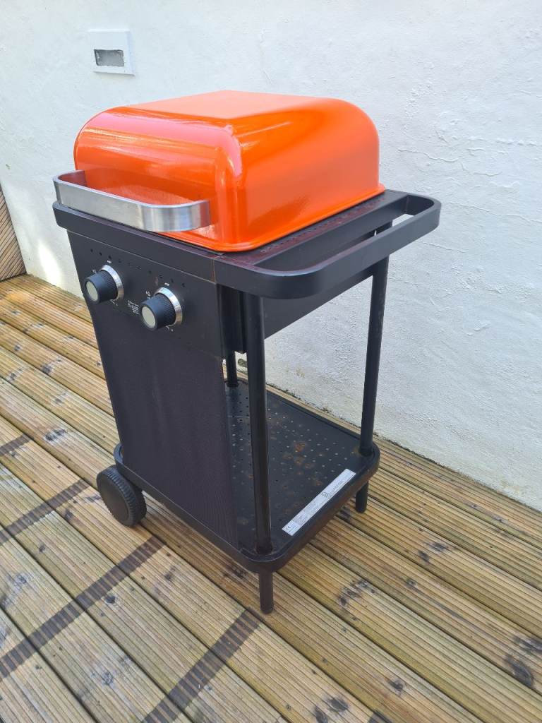Gas barbecue 