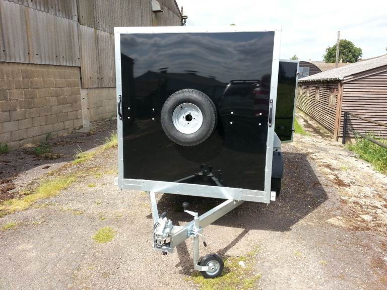 Single Axle Box Trailer 8' x 5' x 5' Black or White - Tickners
