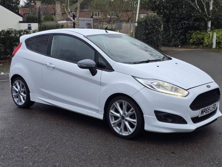 2016 Ford Fiesta 1.0 EcoBoost 140 Zetec S 3dr HATCHBACK PETROL Manual