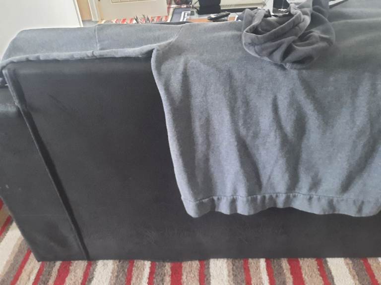 Mens Adidas jacket size L 