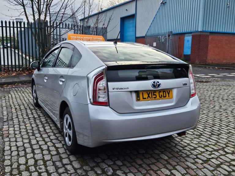 2015 Toyota Prius 1.8 Hybrid Automatic 5dr 5 Seats Hatchback Petrol/Electric Hybrid Automatic