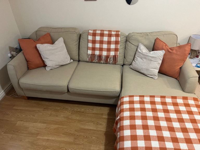 sofa for sell