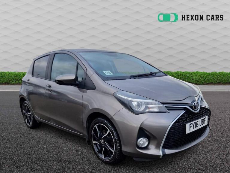2016 Toyota Yaris 1.33 VVT-i Design 5dr HATCHBACK PETROL Manual