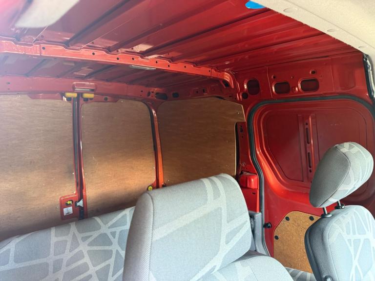 2012 Ford Transit Connect Low Roof Van Limited TDCi 110ps PANEL VAN Diesel Manual