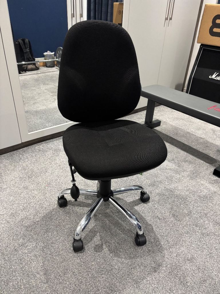 Computer chair adjustable height and lumbar support