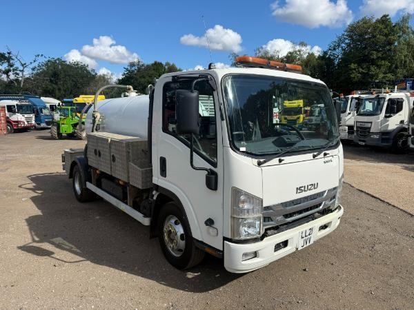 Isuzu Forward N75.190 Vacuum Tanker 4x2
