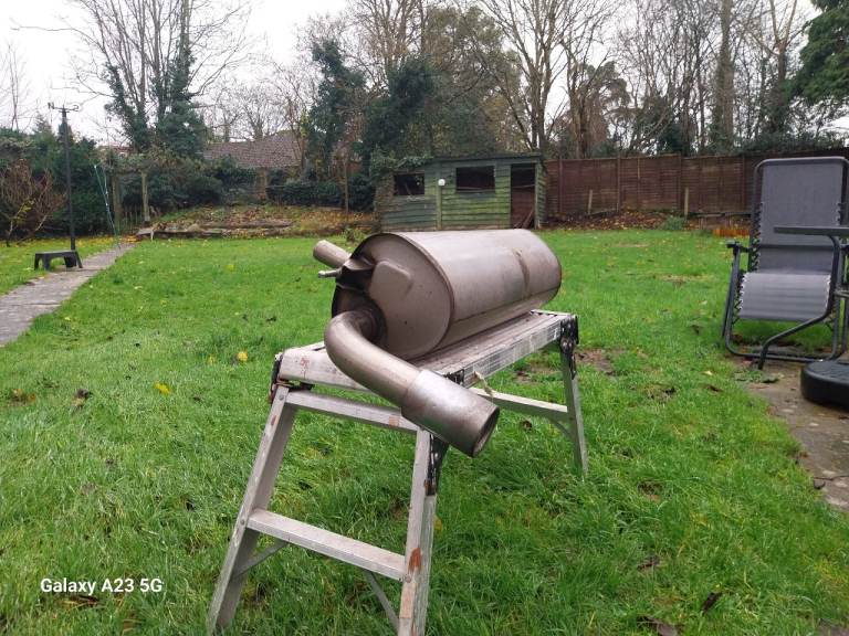 F22 F23 Rear Silencer Backbox OEM BMW 02180 10 Boysen Classic Car Parts in very good condition.