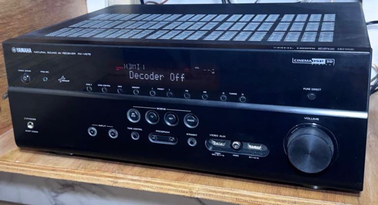 Yamaha RX-V675 NATURAL SOUND AV Receiver - Good Working Order