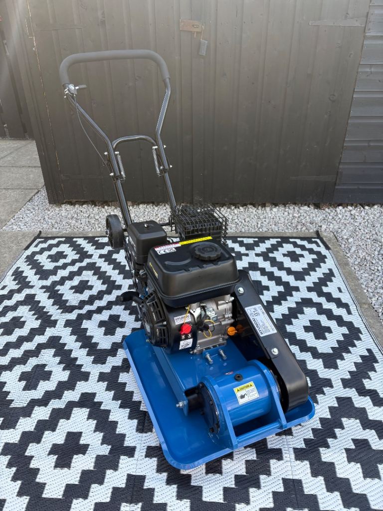 Plate Compactor / whacker plate for hire 