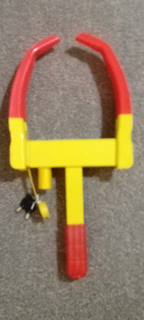 Vehicle Wheel Clamp - Good Condition