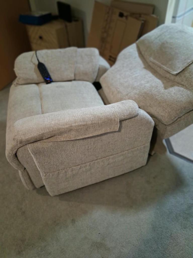 Cashew Maddox rise recline heat massage chair, £450.00 for Sale