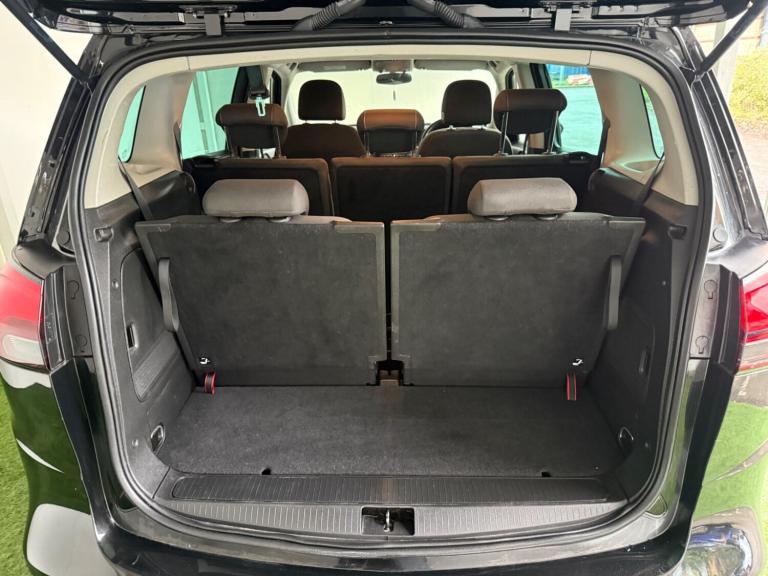 2017 Vauxhall Zafira 1.4T SRi Nav 5dr Auto MPV PETROL Automatic