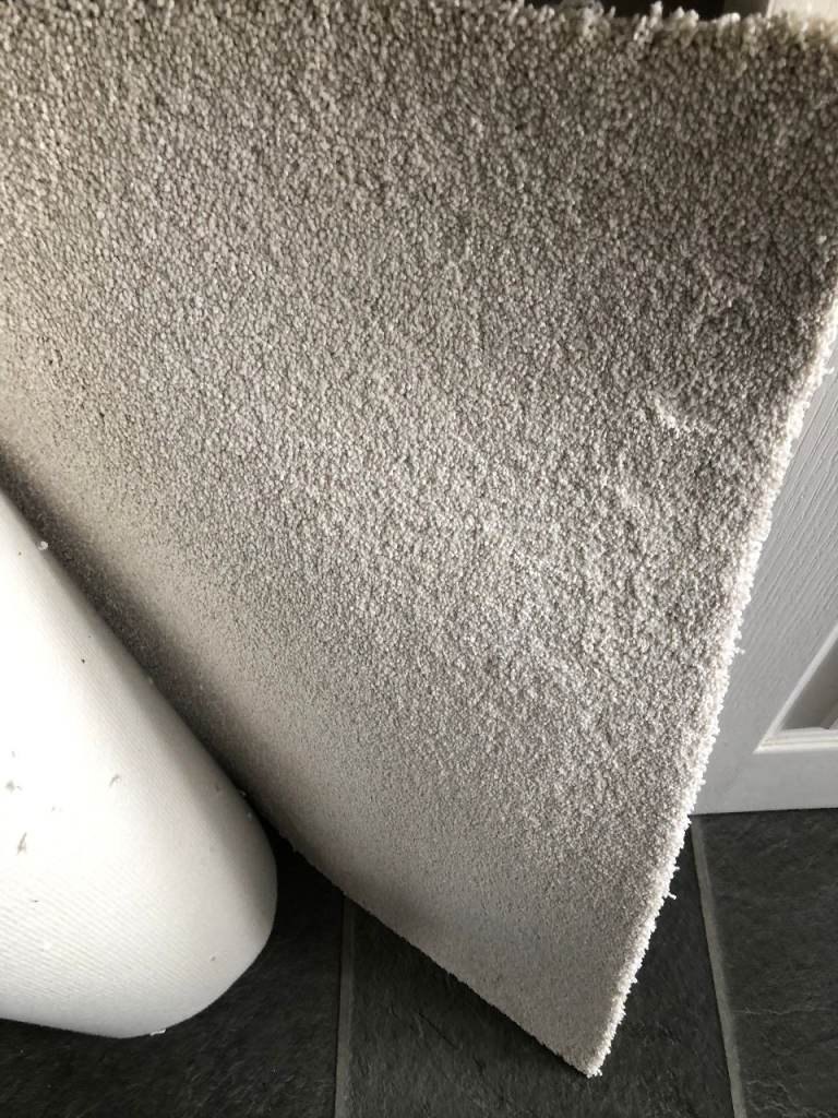 carpet roll end
