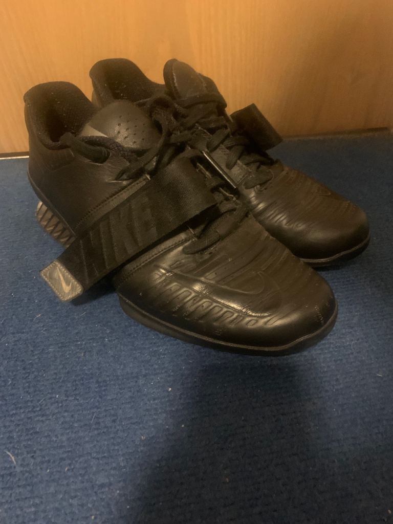 nike romaleos 3 xd Weightlifting shoes size 10