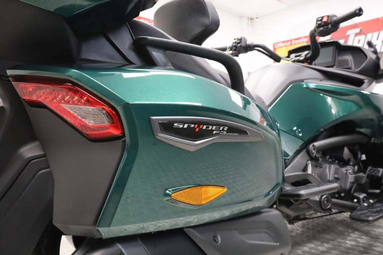 2025 Can-Am Spyder F3 Limited Special Series Trike - IN STOCK NOW 