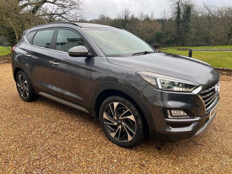 Hyundai Tucson 1.6 T-GDi Premium Petrol manual 2019-Excellent condition car