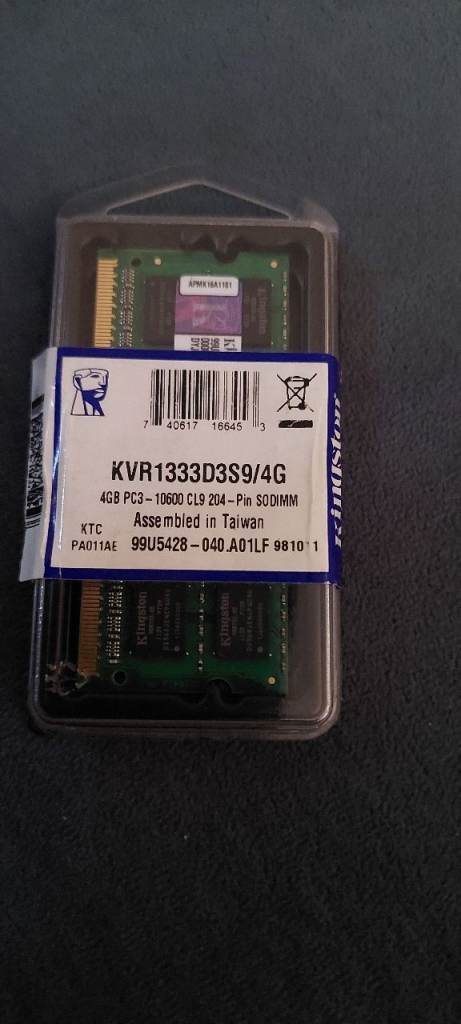 Unused Kingston 4gb memory card