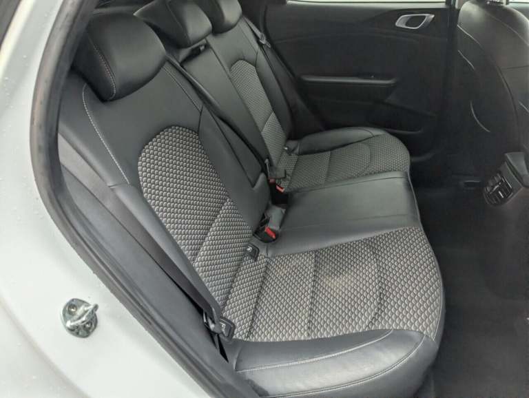 2022 Kia XCeed 1.5 T-GDi 3 SUV 5dr Petrol Manual Euro 6 (s/s) (158 bhp) - SAT NAV + PRIVAC HATCHB...