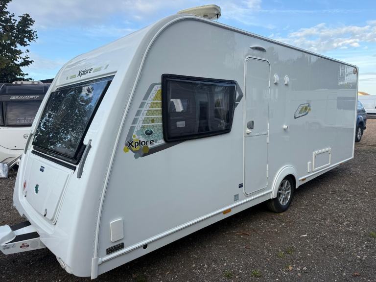 Elddis Xplore 554 4 berth fixed transverse island bed caravan 