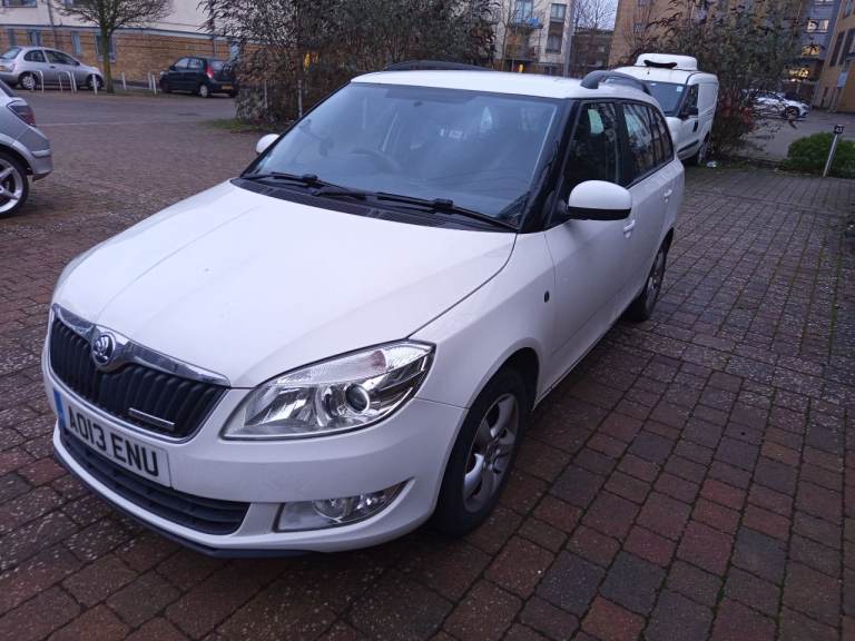 Skoda, FABIA, Estate, 2013, Manual, 1199 (cc), 5 doors