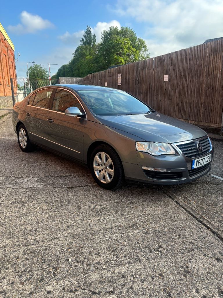 Volkswagen, PASSAT, Saloon, 2007, Manual, 1968 (cc), 4 doors