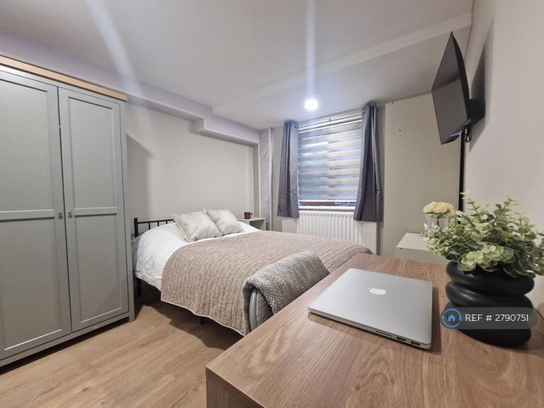 1 bedroom in Oldwyk, Basildon, SS16 (#2790751)