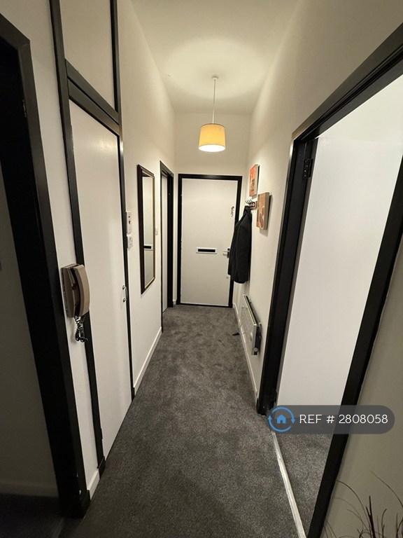 1 bedroom flat in Charlotte Street, Aberdeen, AB25 (1 bed) (#2808058)