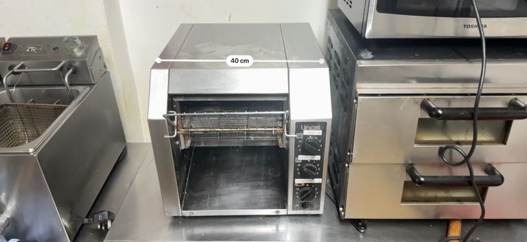 Commercial Bun & Bread Toaster - Lincat