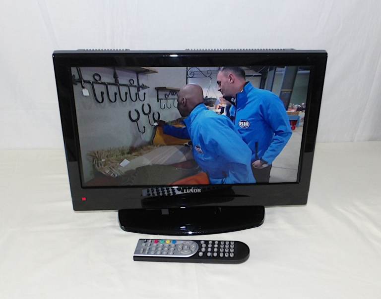 Luxor 19 inch LCD TV with Built-in Freeview