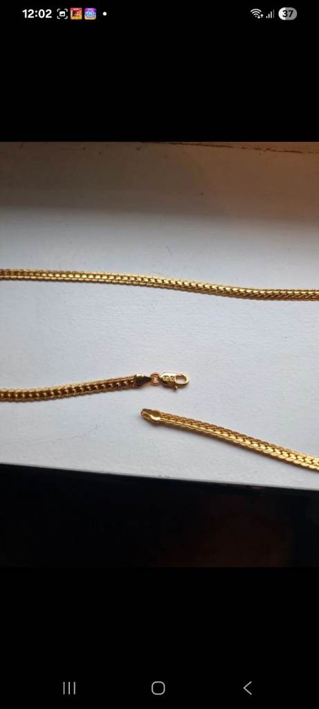 18k gold halmarked curb chain 
