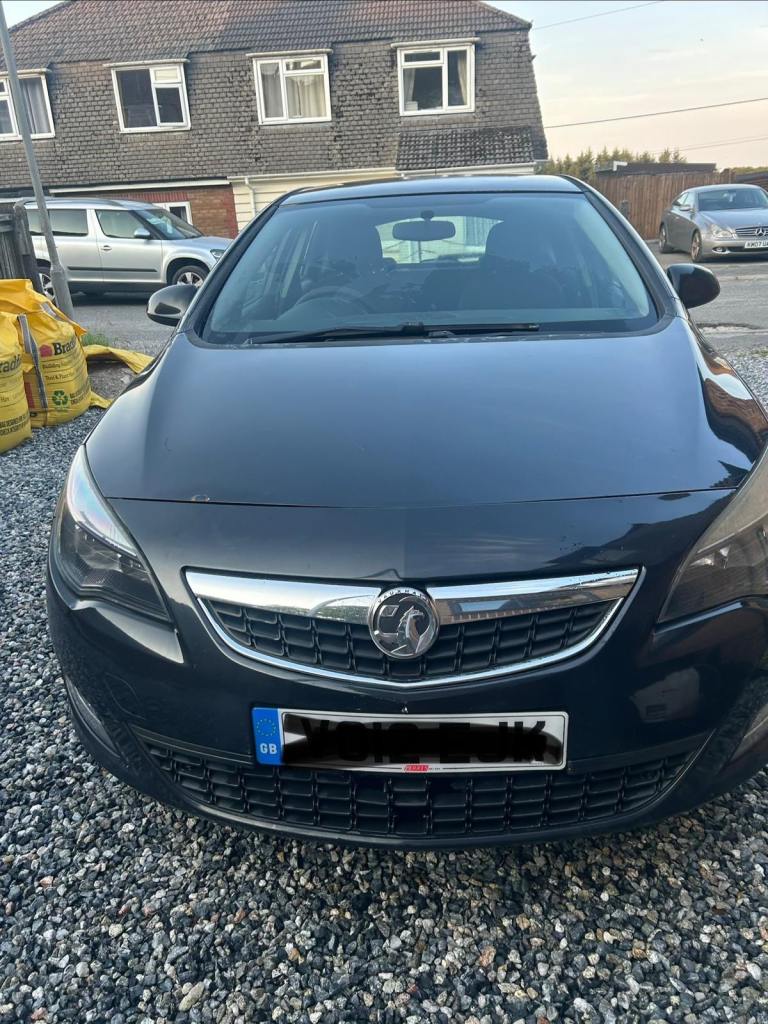 Vauxhall, ASTRA, Hatchback, 2012, Manual, 1686 (cc), 5 doors