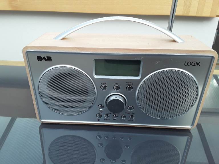 DAB Radio. L55DAB15 