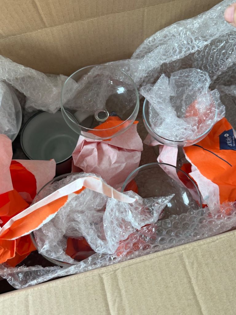Glasses – As Good As New, Well Packaged