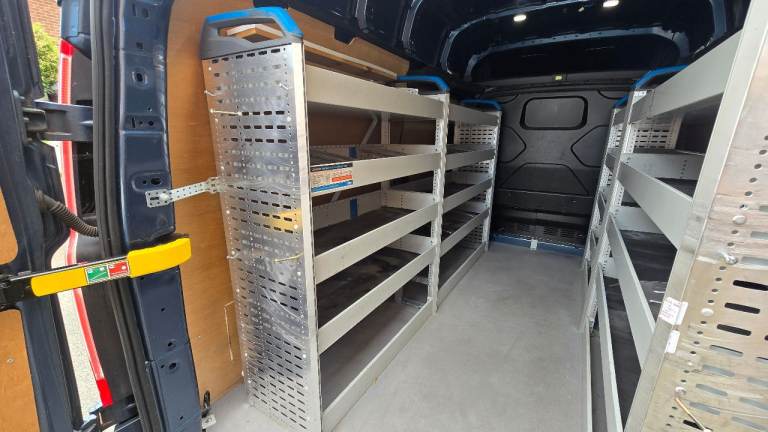Globelyst4 Modular Van Racking