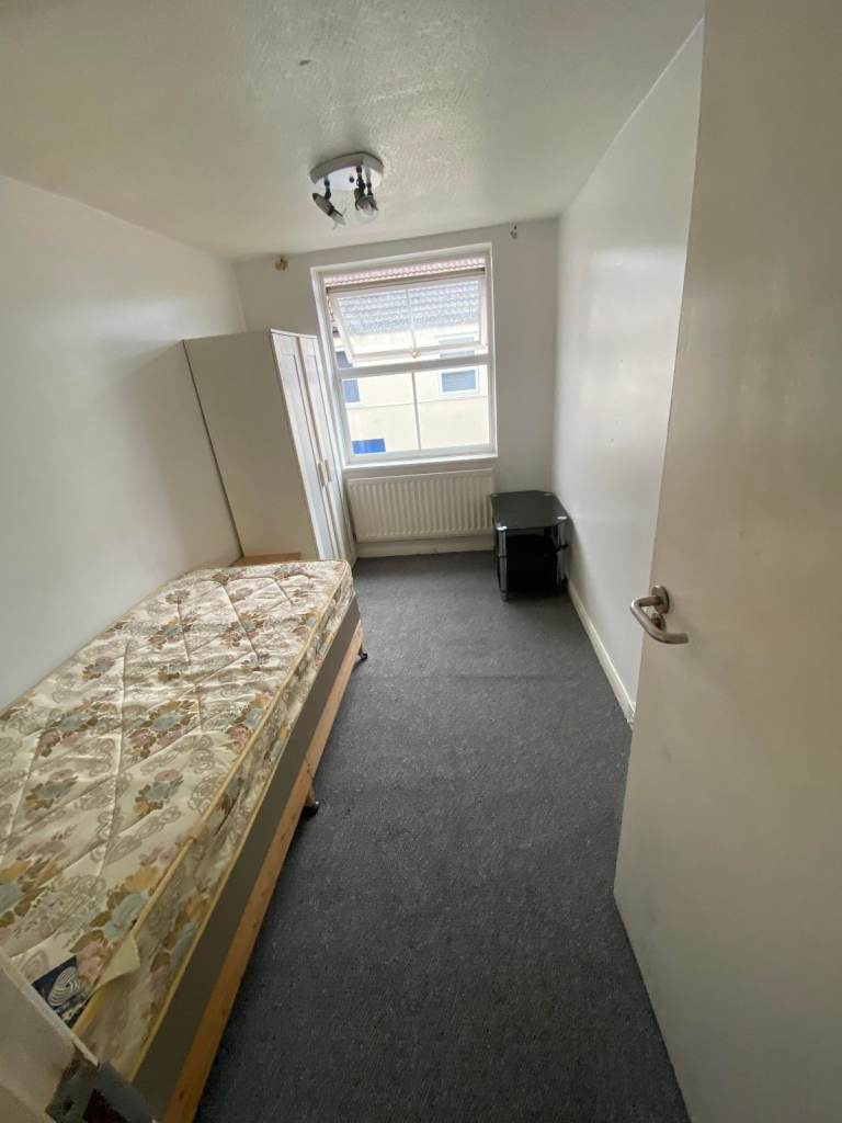 A Single Room to Let