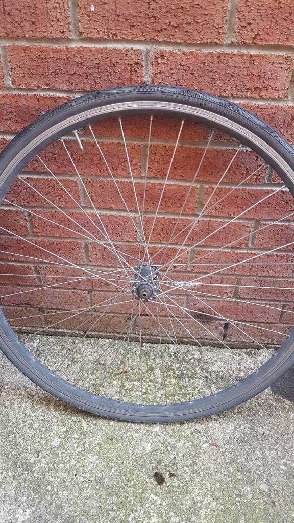 28" wheel & tyre & quality seat & post