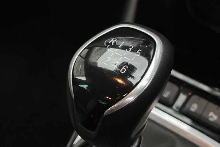 2019 Vauxhall Crossland X 1.2T ecoTec [110] Tech Line Nav 5dr [6 Spd] [S/S] HATCHBACK PETROL Manual