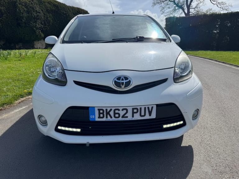 2012 Toyota AYGO 1.0 VVT-i Fire 5dr HATCHBACK Petrol Manual