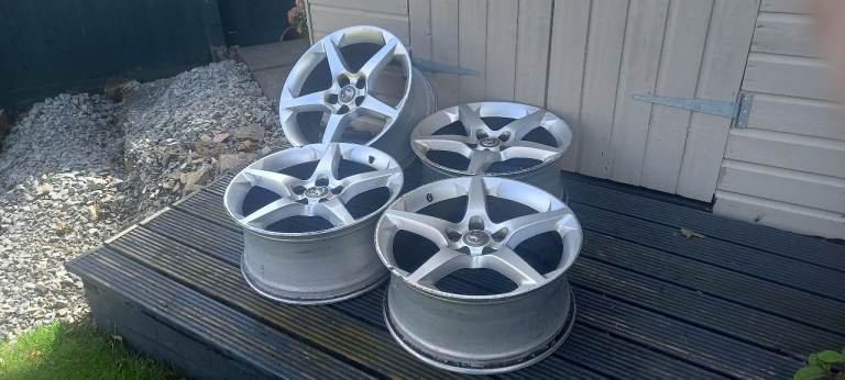 Insignia 19" Rims